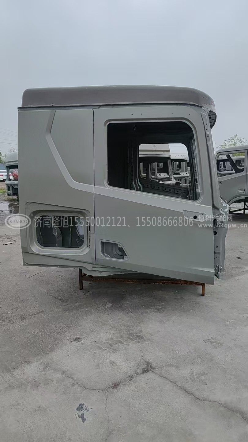 YZ167110000014,中国重汽MAX平顶驾驶室壳,济南隆旭汽车配件有限公司