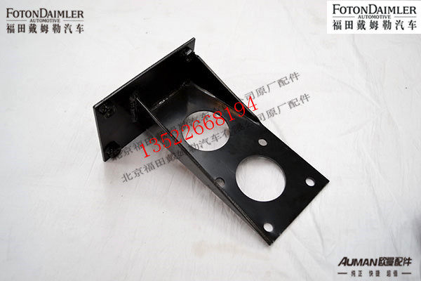 F1B24950200182,油泵支架（手动）,北京源盛欧曼汽车配件有限公司