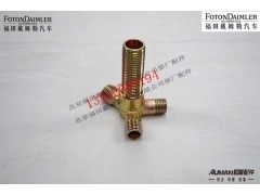 F1320835680314,卡套式隔壁四通接头体,北京源盛欧曼汽车配件有限公司