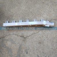 AZ103811000009發(fā)動(dòng)機(jī)進(jìn)氣管