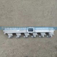 1003177916发动机进气管