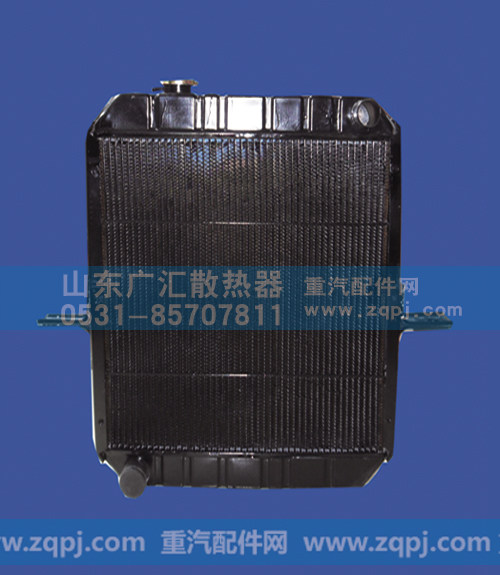 一汽水箱BD760 总成尺寸：705x620