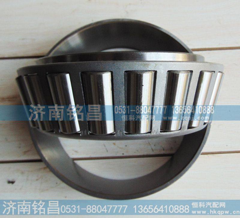 WG9770032226豪沃70矿原厂后轮轴承