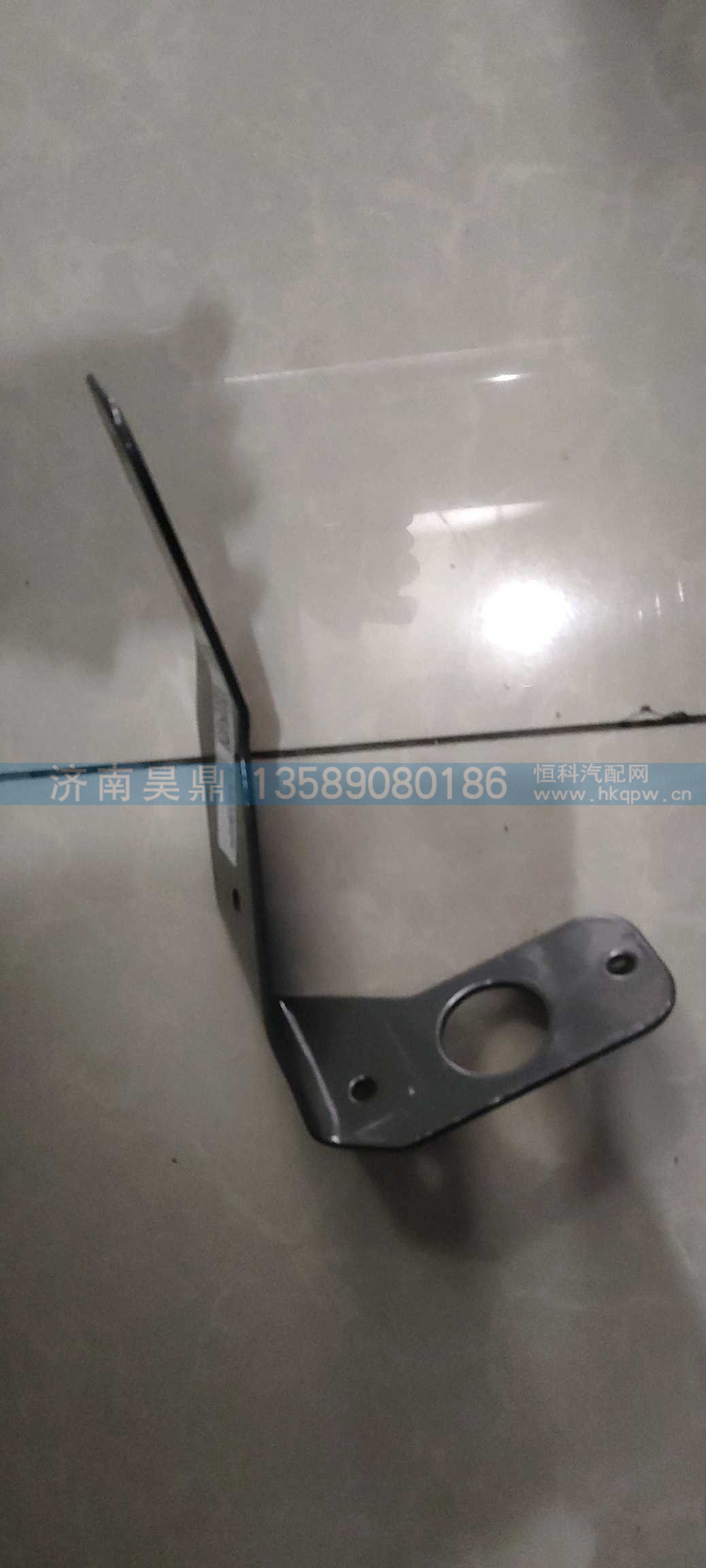 左侧标志灯支架,WG9925954007