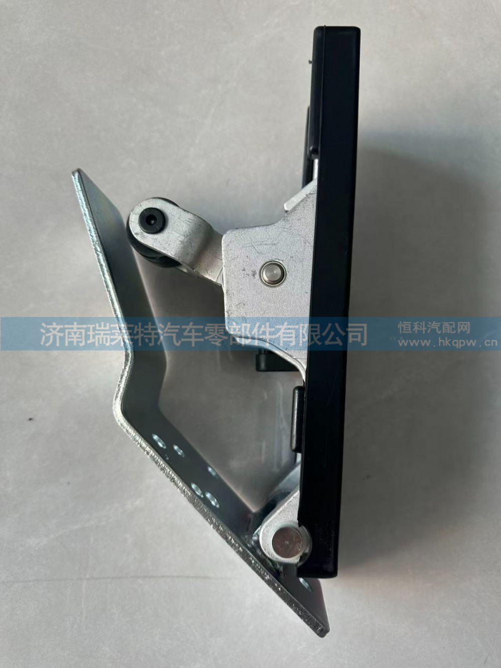 TG53715800015/1,电子油门踏板,济南瑞莱特汽车零部件有限公司