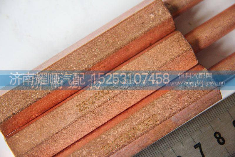 612600110952,排气管螺栓,济南耀顺汽车配件有限公司（重汽、潍柴发动机小件专卖）