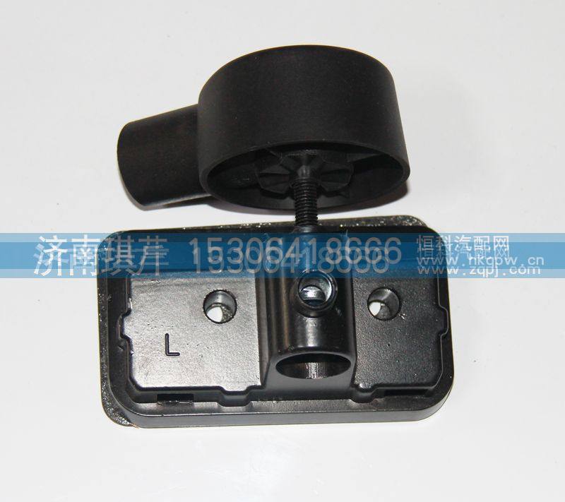 82M-02111-1,倒车镜左下支座,济南琪芹汽车配件销售中心