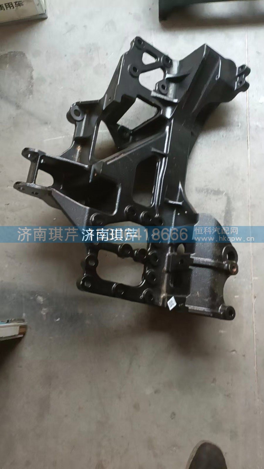 281FVQCQ38A1005,左前端鑄件,濟(jì)南琪芹汽車配件銷售中心