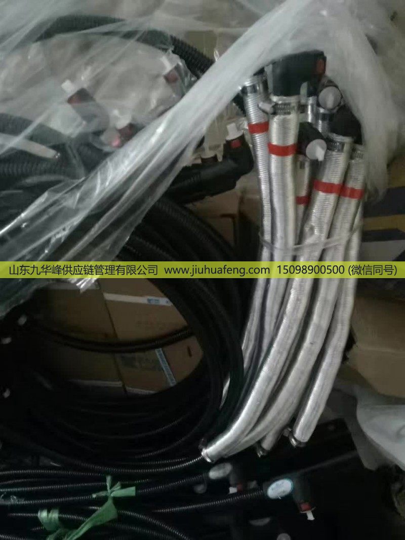 612640130271,尿素加热回液管,山东九华峰供应链管理有限公司