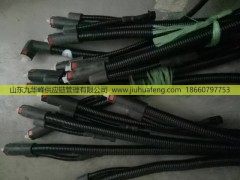 612640130256,,山东九华峰供应链管理有限公司