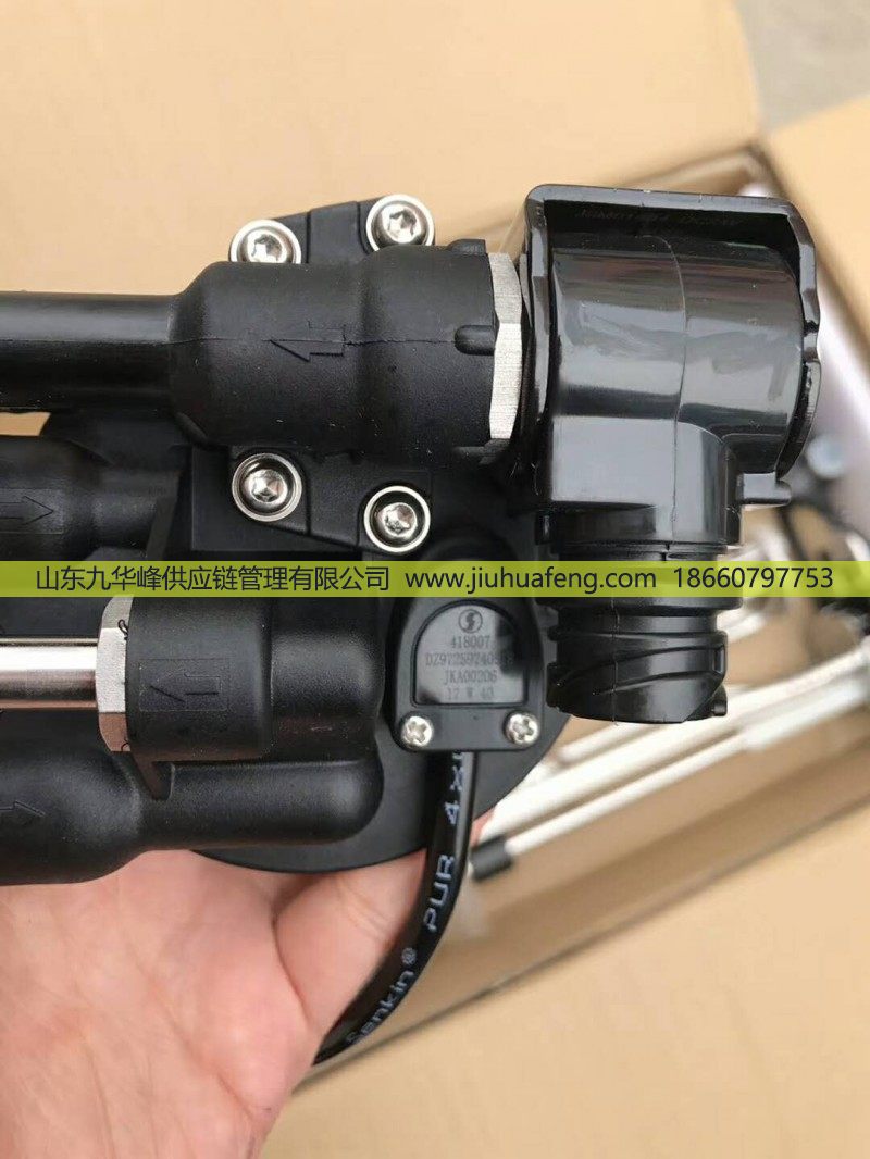 供应陕汽液位传感器DZ95259740567大福专卖/DZ95259740567