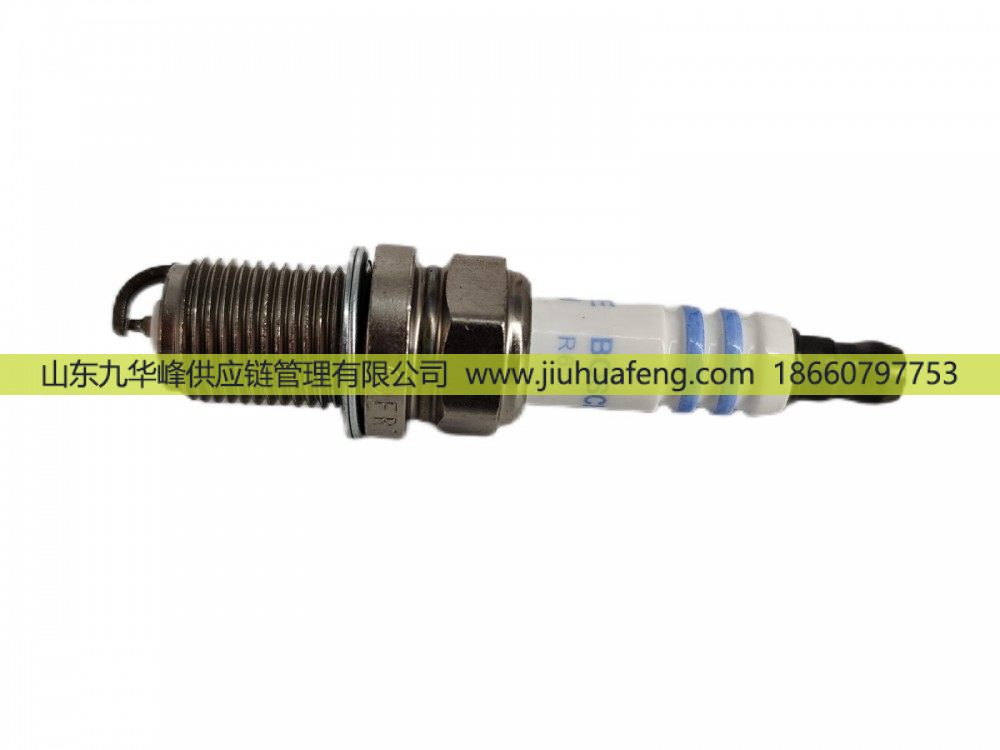 博世 火花塞 3707110-E1400 適配于東風(fēng) 雷諾燃?xì)獍l(fā)動機(jī)/3707110-E1400