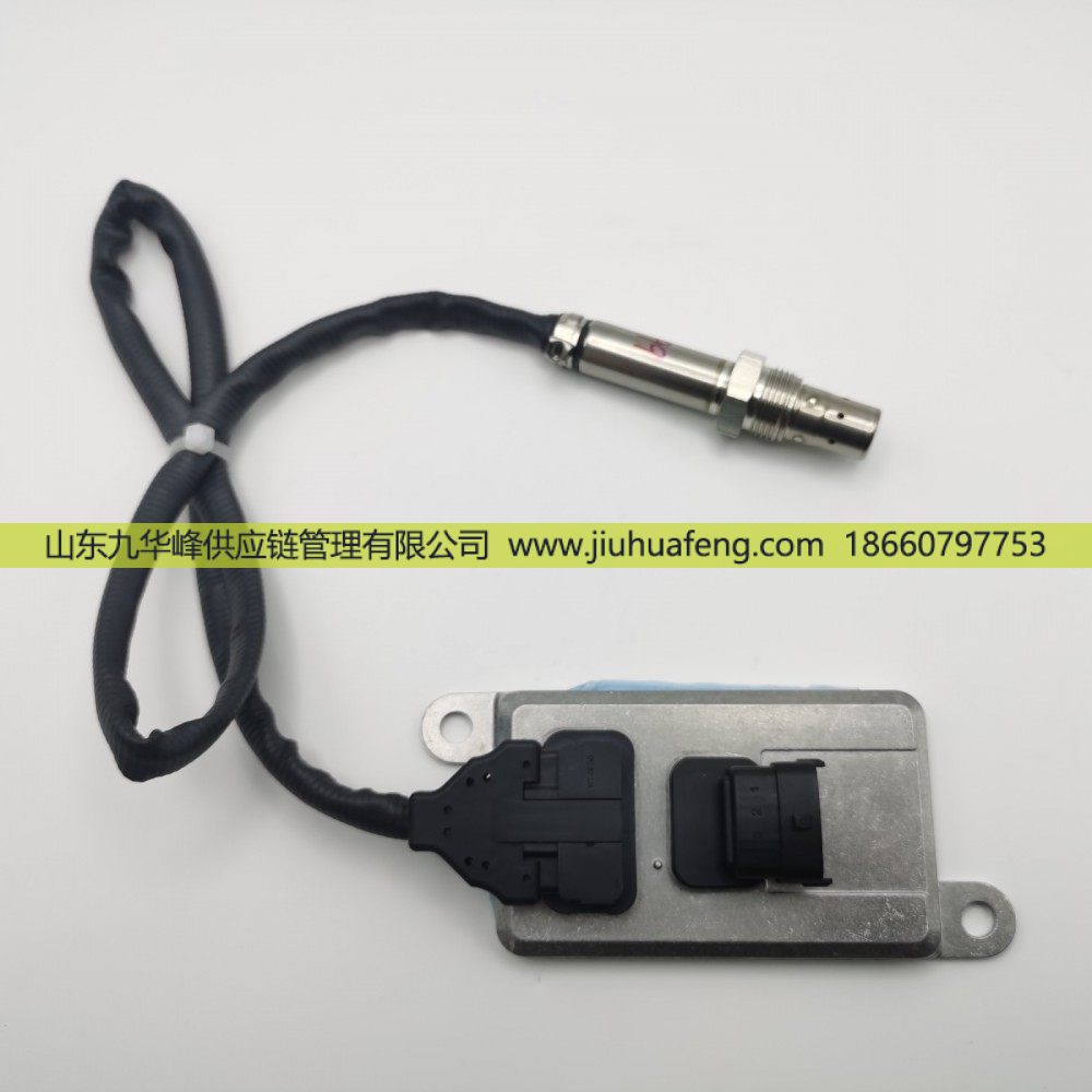 氮氧傳感器 NOX Sensor 5WK96626C 1746581 1793380 1836061 2011650 扁4針 24V 適用于達(dá)夫卡車DAF Truck/5WK96626C 1746581 1793380 1836061 2011650