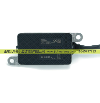氮氧傳感器 NOX Sensor 5WK97305 29650-84330 5WK97306 2965584300 方4針 24V 適合現(xiàn)代卡車 Hyundai/5WK97305 29650-84330 5WK97306 2965584300