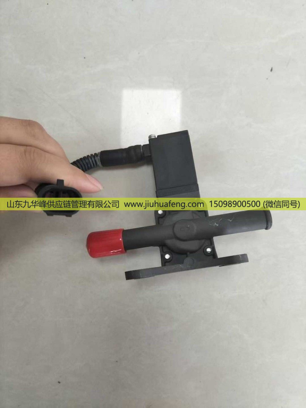 尿素加热电磁阀凯龙25升尿素箱专用