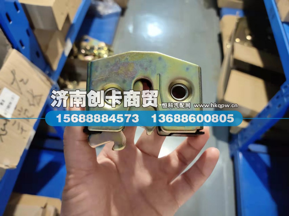 适用于德龙车门锁块（右）81.62680.6096