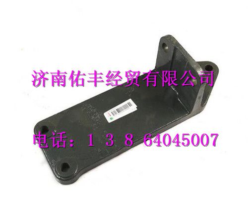 重汽豪沃A7发动机后右支撑WG9925590057