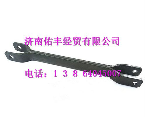 重汽豪沃A7后平衡夹总成WG9925682128