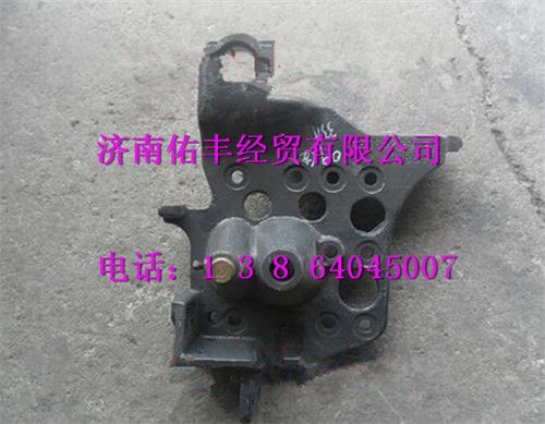 重汽豪沃09前翻转支架左AZ1682430231