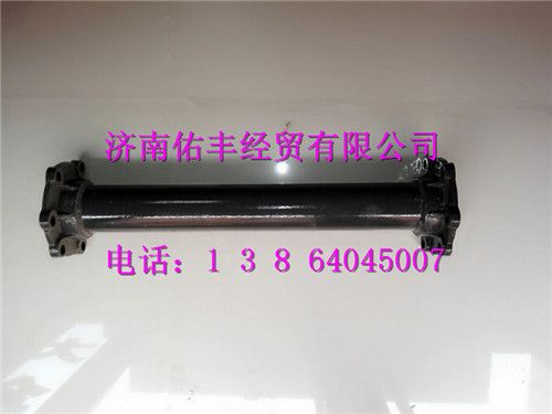 重汽豪沃A7管状横梁AZ9925590009