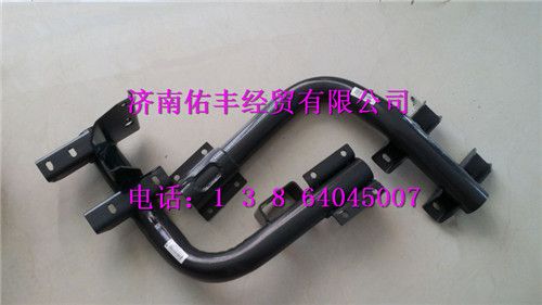 重汽豪沃T5G左踏板支架焊接总成752W42993-5550