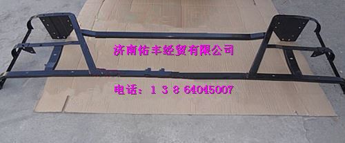 重汽豪沃10款保险杠支架WG1642241029