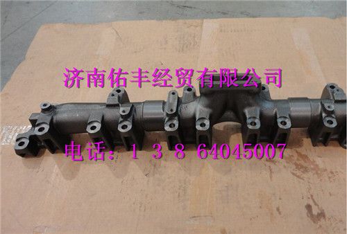 重汽曼MC11中排气歧管200V08102-0234