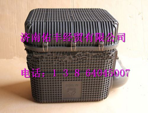 重汽豪沃新款油滤式滤清器总成（上进气口）塑料KC9725190055