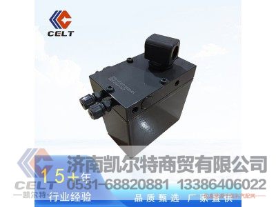 WG9719826001,液压手动油泵（右置车）,济南凯尔特商贸有限公司