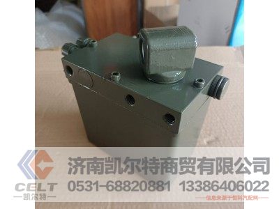WG9719826001,液压手动油泵（右置车）,济南凯尔特商贸有限公司