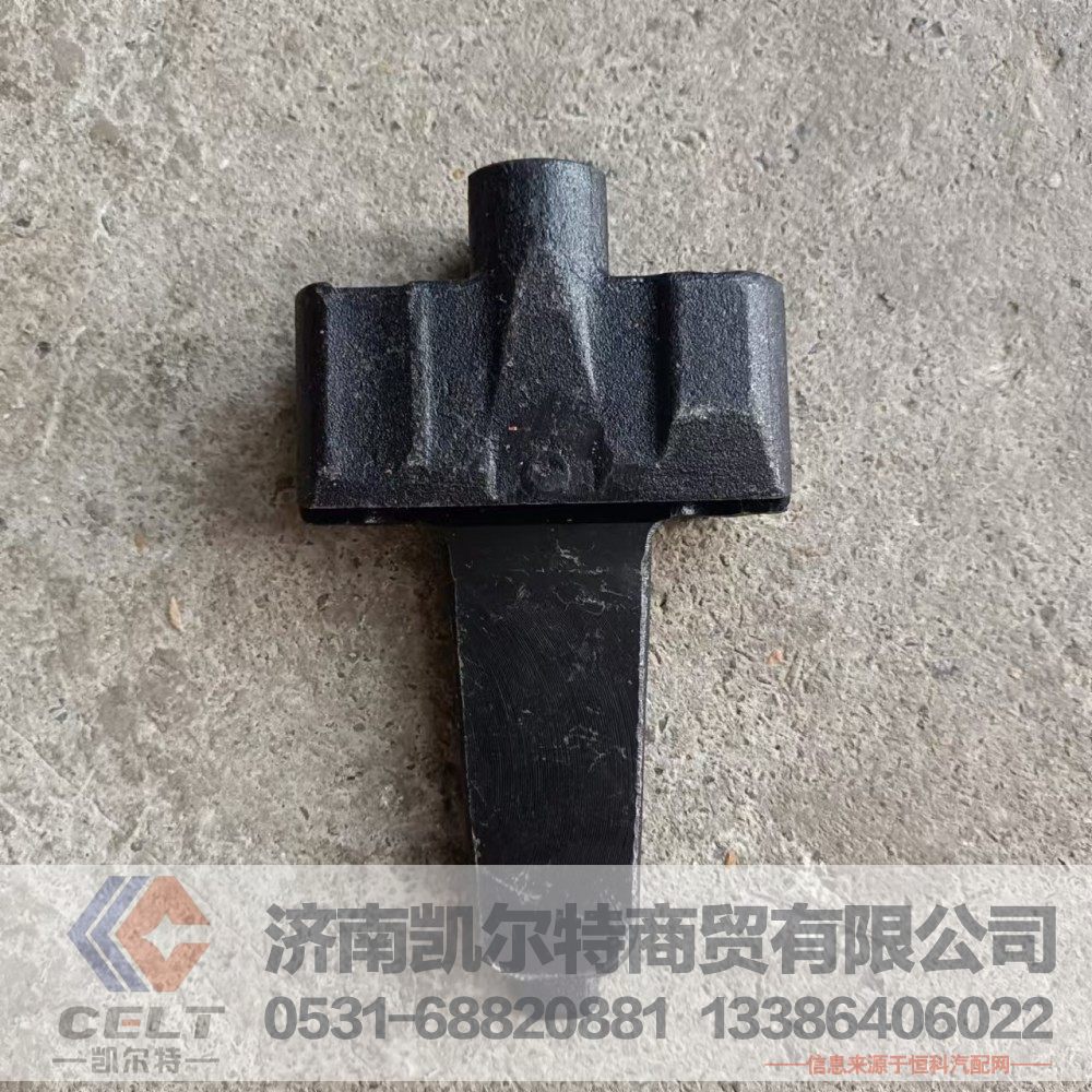 重型卡車配件工廠直銷 發(fā)動機(jī)配件 鐵質(zhì)吊環(huán)夾緊塊61500040012/61500040012