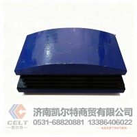 重汽豪沃T5G底盘配件 钢板橡胶支座AZ9925525286 钢板座胶墩