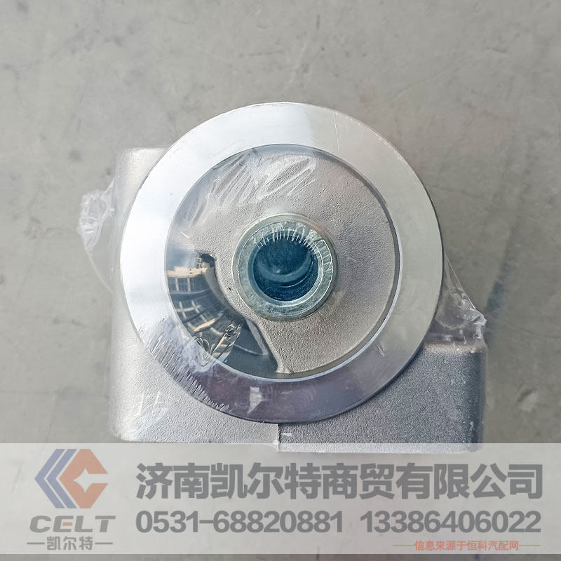 重汽潍柴发动机配件 VG1500070051机油滤清器底座 机油滤芯滤座组件/VG1500070051