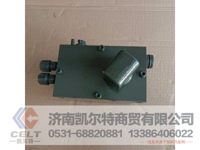 WG9719826001,液压手动油泵（右置车）,济南凯尔特商贸有限公司