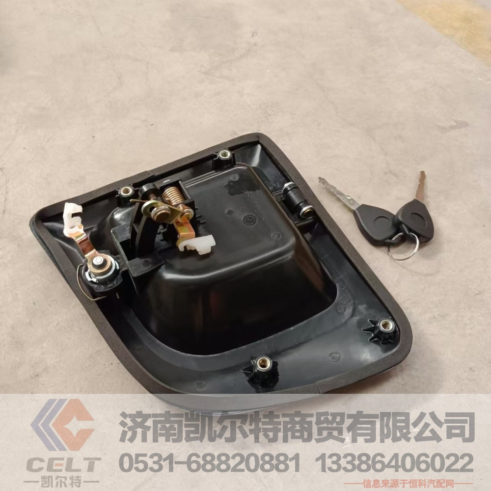 DZ14251340051,德龙X3000车门外把带锁芯(右),济南凯尔特商贸有限公司