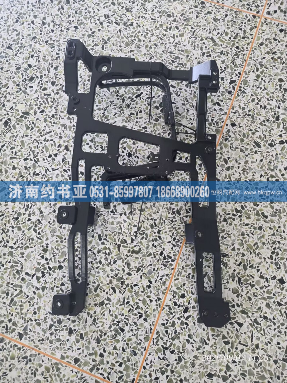 DZ96189622101大灯支架