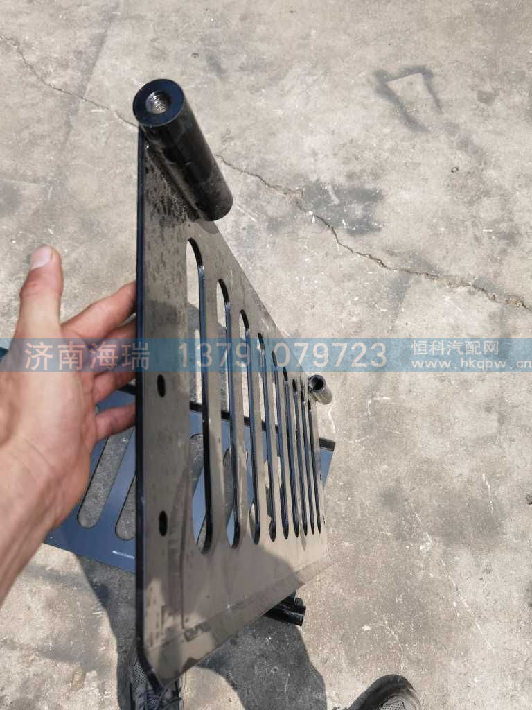 87013150094,,济南海瑞重型汽车经销中心