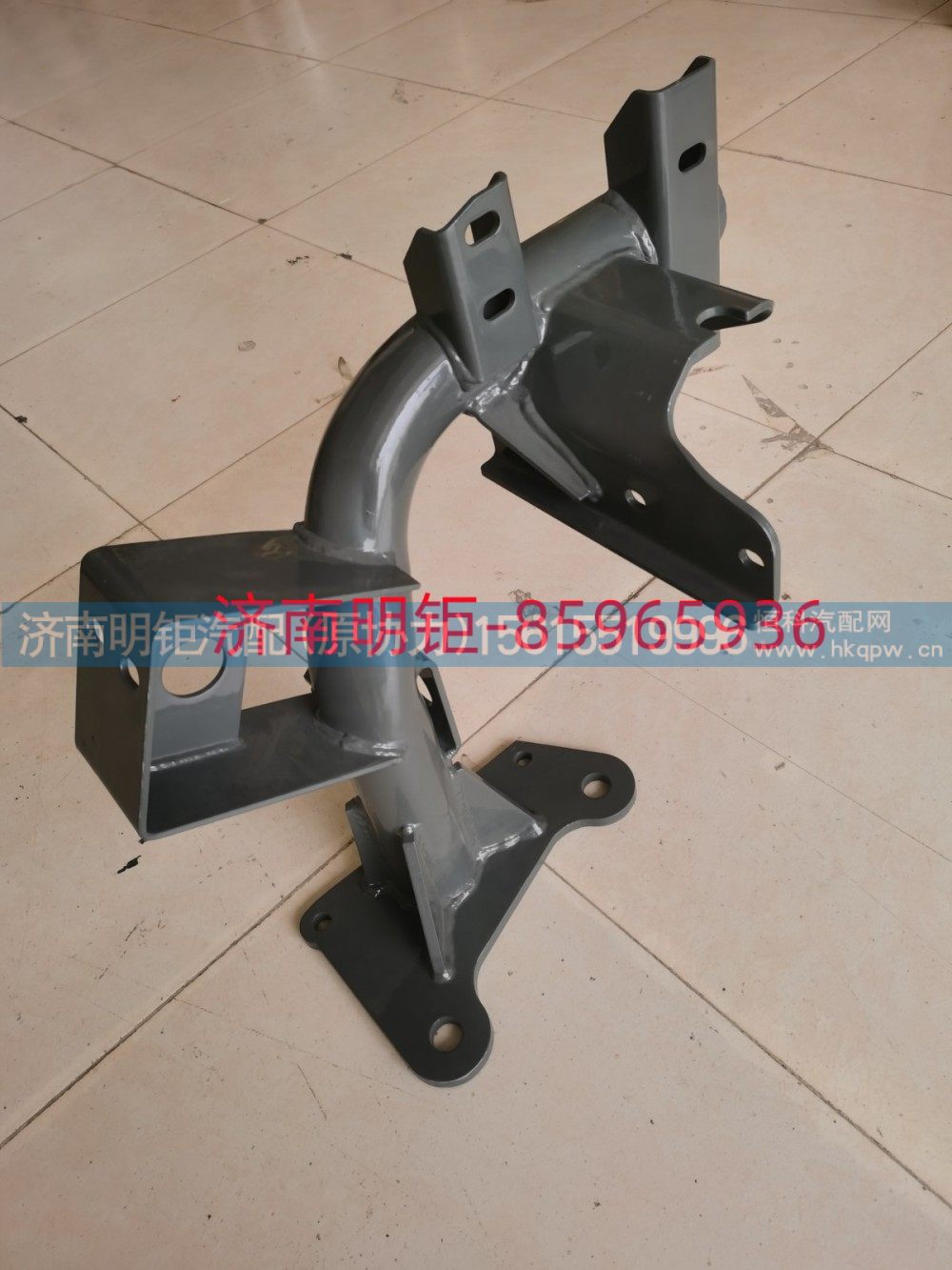 TZ160024000087,踏板安裝支架,濟南明鉅汽車配件有限公司（原濟南協(xié)力）