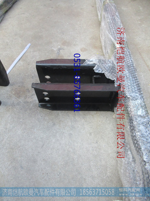 H4403109003A0,前防撞梁GTL中杠,济南恺航欧曼汽车配件有限公司