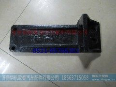 H4101050018A0,发动机后悬置支架EST右,济南恺航欧曼汽车配件有限公司