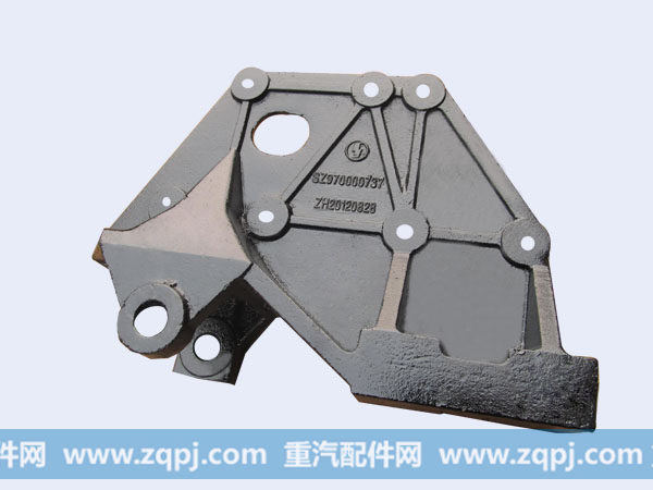 SZ970000737  82,新式前簧后支架,济南汇德卡汽车零部件有限公司