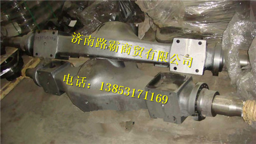 重汽豪沃AC26中桥壳