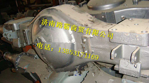 重汽豪沃ST16后桥壳总成