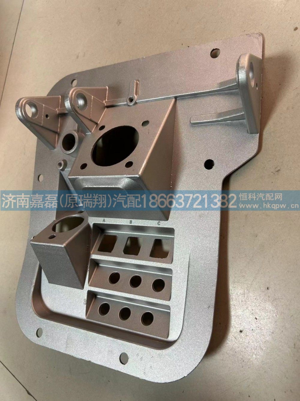 AZ9725360020,组合铝支架(方孔）,济南嘉磊汽车配件有限公司(原济南瑞翔)