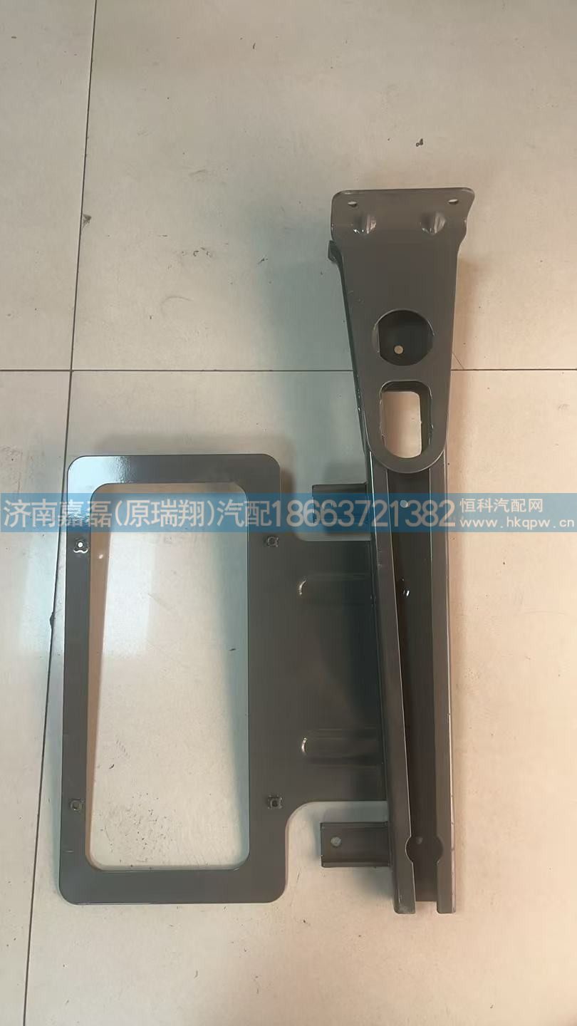 AZ000094000019尾灯支架