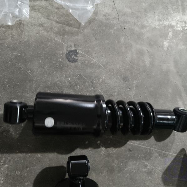 L15系列驾驶室后悬螺旋弹簧减振器总成 T5G