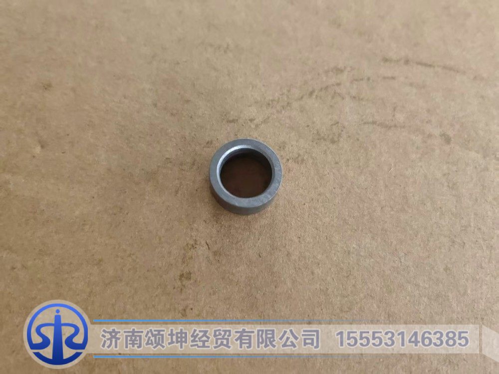 WG2229100054   压板垫块