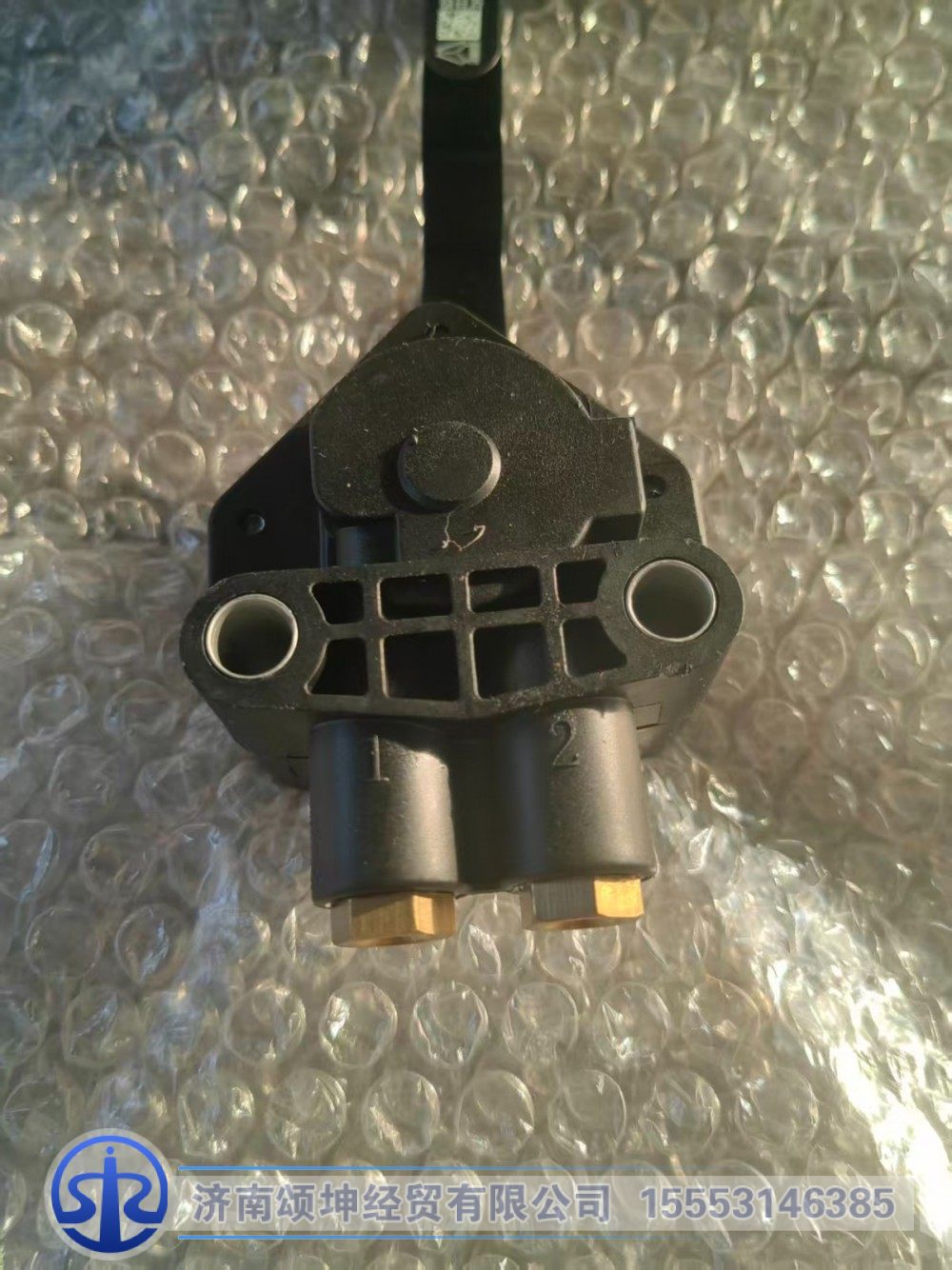 AZ16D443000015,高度控制阀总成,济南颂坤经贸有限公司