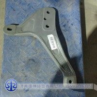 YZ972593000121   保险杠中间左连接支架