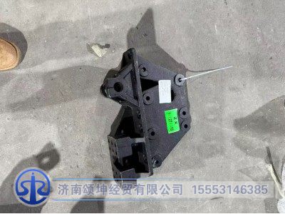 SZ970000782,前簧右后支架,济南颂坤经贸有限公司